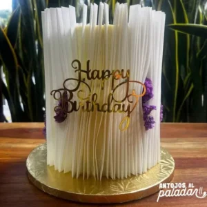 Torta esponjosa y humeda de vainilla